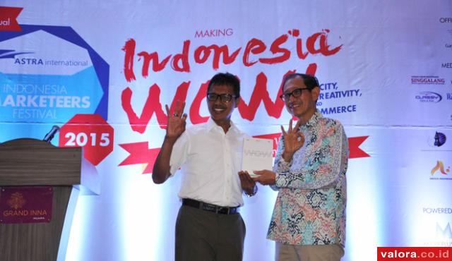 Gubernur Sumbar, Irwan Prayitno menghadiri acara Indonesia marketeer Festival 2015, Maketing Indonesia WOW..! di Inna Muaro Hotel, Selasa siang (14/4/2015). Kegiatan ini merupakan seminar pembinaan marketing dalam segi pemasaran dan promosi terhadap produ