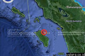 Gempa berkekuatan 5,8 skala richter (SR), yang berpusat di Nias, 16 km timur laut Gunung Sitoli, pada kedalaman 47 km itu, Jumat (8/5/2015). (istimewa)