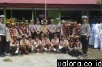 Personel Polres Pessel, melakukan pembinaan ke anggota pramuka yang ada di sejumlah sekolah di Painan. (Humas Polres Pessel)