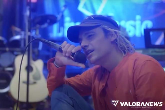 Antonino Salerno, bule asal Italia rilis lagu Minang. (dok ladofadoredo)