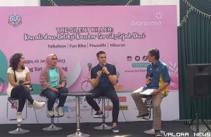 Talkshow The Silent Killer: Kenali dan Deteksi Kanker Serviks Sejak Dini dengan menghadirkan narasumber spesialis Obsetetri dan Ginekologi, dr Ryandra Prakarsa Sp.OG dan survivor Kanker Serviks di Bandung, Ahad. (humas)