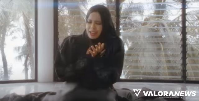 Penyanyi Minang, Vanny Vabiola.