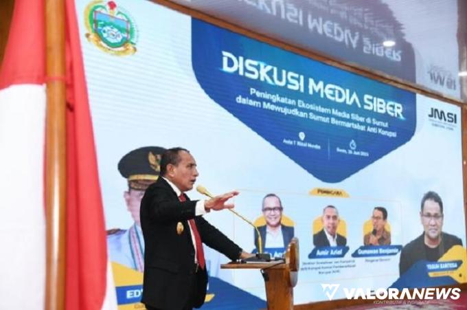 Gubernur Sumut, Edy Rahmayadi jadi pembicara pada diskusi yang diselenggarakan Jaringan Media Siber Indonesia (JMSI) Sumatera Utara di Aula Tengku Rizal Nurdin, Rumah Dinas Gubernur, Jalan Sudirman, Medan. (humas)