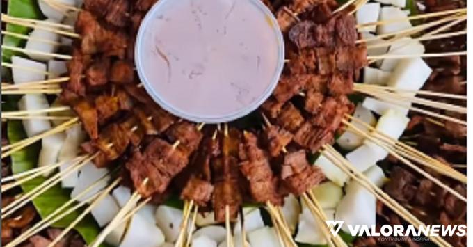 Tumpeng Sate Padang dari Ikose Sabana Sero.