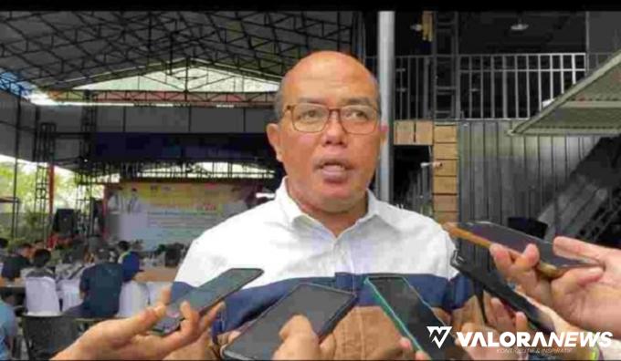 Ketua DPRD Sumbar, Supardi memberikan keterangan pers usai sosialisasi Festival WBTB yang akan dihelat tanggal 12-17 Oktober 2023 di Kota Payakumbuh, di Agam Jua Art and Culture Caffe, Ahad. (humas)