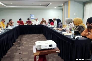 Bupati Agam, Andri Warman bersama Dr Zefri (Ketua Umum BKP Agam) gelar rapat persiapan gelaran ATE 2023 di Hotel Balairung Jakarta, Ahad.