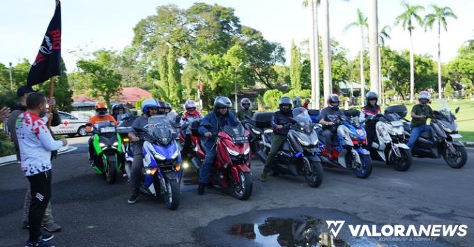 Wagub Sumbar, Audy Joinaldy melepas keberangkatan 120 peserta Touring Merdeka Big Max Indonesia, di kompleks gubernuran Sumbar, Jumat. (humas)