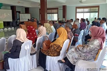 Balai Pelestarian Kebudayaan (BPK) Wilayah III Sumatera Barat gelar Edukasi Perlindungan Cagar Budaya pada pemilik dan pengguna Cagar Budaya di Lubuk Basung, Rabu. (humas)