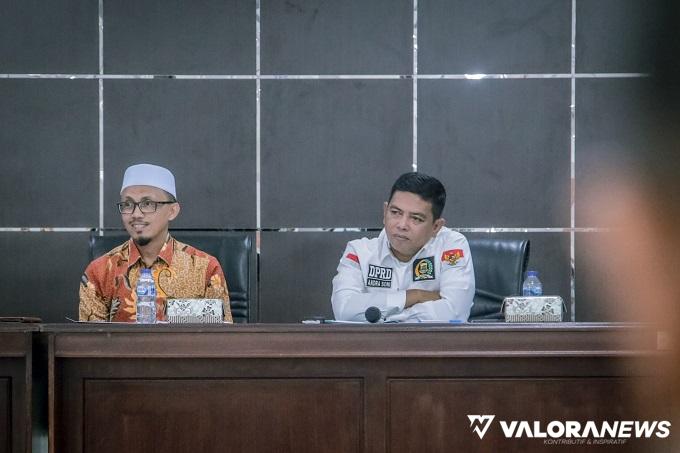 Wakil Ketua DPRD Sumbar, Irsyad Syafar bersama Andra Soni (Ketua DPRD Banten) saat pertemuan dengan rombongan Bamus DPRD Sumbar, Kamis. (humas)