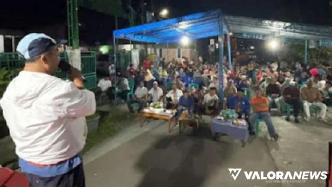 Wakil Ketua DPRD Padang, Amril Amin menemui konstituennya di Perum Villa Mega RW 12 RT 02 Kelurahan Mata Air, Kecamatan Padang Selatan pada Kamis, 4 Januari 2024. (humas)