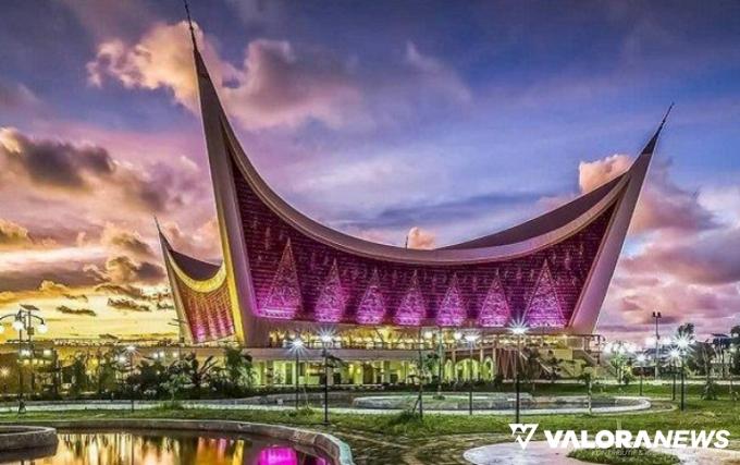 Ilustrasi Sumbar berupa foto Masjid Raya Sumatera Barat (foto: Pemerintahan Kota Padang)