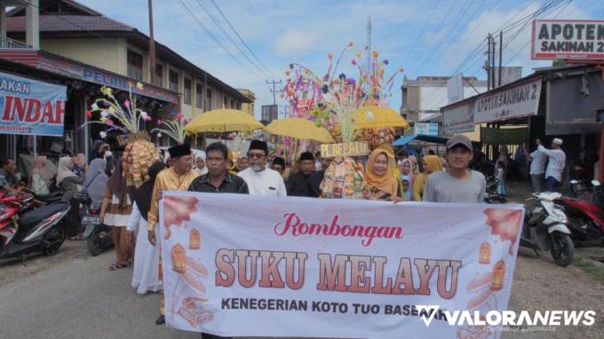 Tradisi budaya Ghayo Onom (Hari Raya Kenam-red) di Kabupaten Kuantan Singingi (Kuansing). (humas)