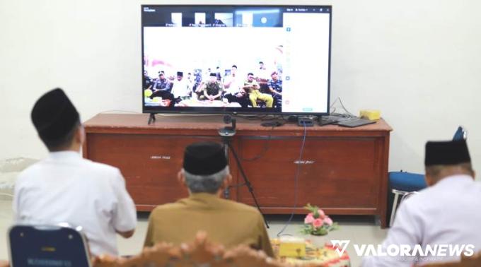 Pemkab Pessel menyapa para jamaah haji asal daerahnya, yang sedang menunaikan rukun Islam kelima di Makkah Al Mukarramah, via zoom meeting. FOTO: Dok Diskominfo Pessel