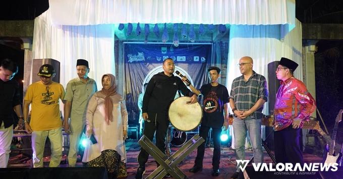 Wagub Sumbar, Audy Joinaldy menghadiri salah satu iven yang digarap Forum Batajau Seni Piaman, beberapa waktu lalu. (istimewa)