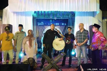Wagub Sumbar, Audy Joinaldy menghadiri salah satu iven yang digarap Forum Batajau Seni Piaman, beberapa waktu lalu. (istimewa)