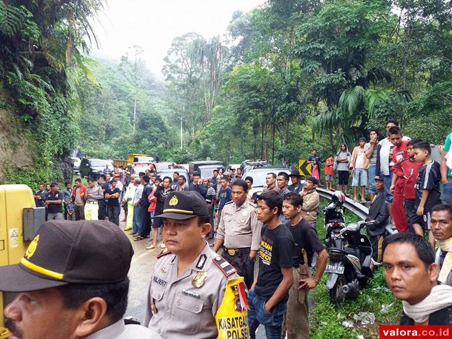 DIKAWAL PENUH