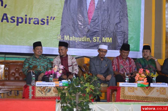 DISKUSI RINGAN