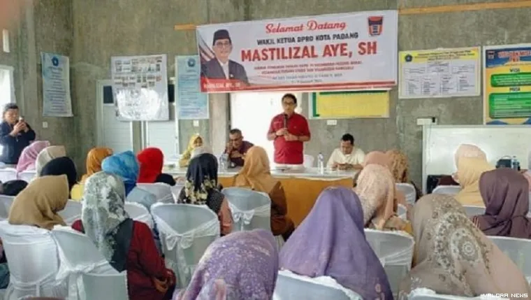 Wakil Ketua DPRD Padang, Mastilizal Aye reses dapil ke Lolong Belanti