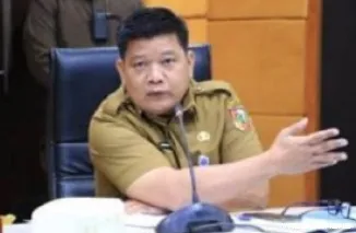 Iwan Simatupang ditunjuk wali kota sebagai Pelaksana Tugas (Plt) Kepala Dinas Lingkungan Hidup dan Kebersihan (DLHK) Pekanbaru.
