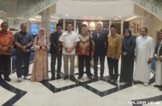 Anggota Komisi VIII DPR RI, Abdul Fikri Faqih, saat saat melakukan kunjungan ke Hotel Golden Tulip di Madinah. (istimewa)