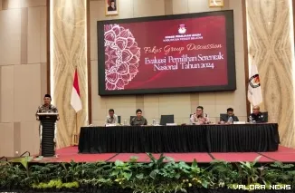 Ketua KPU Pessel Aswandi, memberi sambutan di acara FGD Evaluasi Pemilihan Serentak Nasional Tahun 2024 Bersama Stakeholder di Padang, Selasa (11/2/2025). FOTO: tusrisep