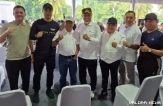 Gubernur Sumbar, Mahyeldi didampingi para kepala daerah hasil pemilihan serentak 2024 di sela-sela kegiatan gladi persiapan pelantikan di Istana Negara, Jakarta. Rabu. (humas)