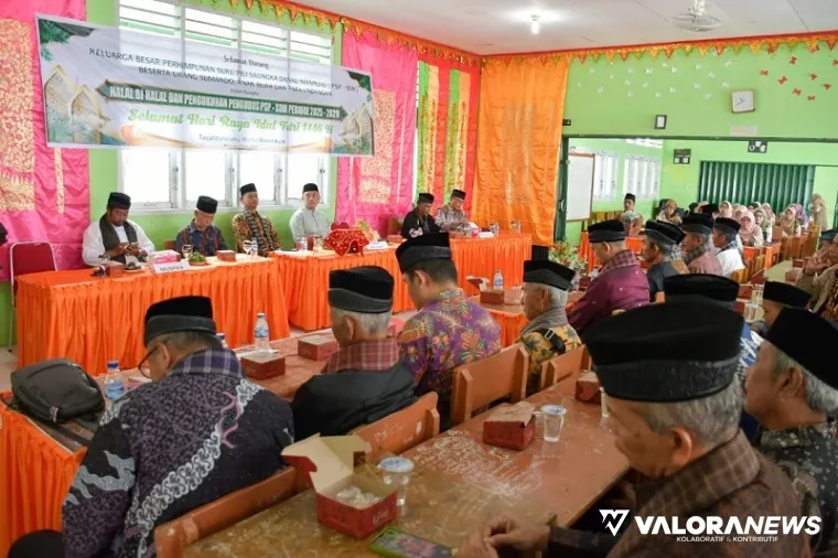 Wabup Agam, Muhammad Iqbal menghadiri pengukuhan pengurus PSP-SDM di SMAN 1 Tanjung Raya, Ahad.(humas)