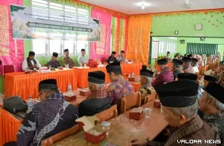 Wabup Agam, Muhammad Iqbal menghadiri pengukuhan pengurus PSP-SDM di SMAN 1 Tanjung Raya, Ahad.(humas)