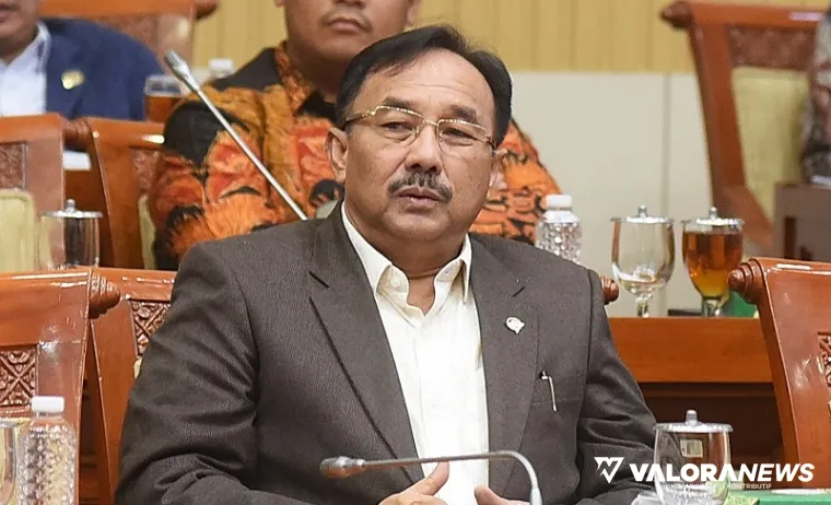 Anggota Komisi III DPR RI, Benny Utama dalam RDP dengan Jamdatun, di Gedung Nusantara II, Senayan, Jakarta, Selasa. (humas)