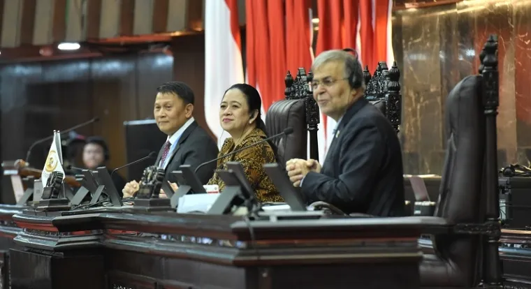 Ketua DPR RI, Puan Maharani saat Konferensi Parliamentary Union of the OIC Member States (PUIC) ke-19 di Gedung DPR RI, Kompleks Parlemen, Senayan, Jakarta, Kamis. (humas)