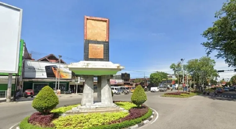Ilustrasi Menuju Adipura Kencana: Jalan Panjang Kota Padang