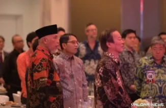 Gubernur Sumbar, Mahyeldi menghadiri seremonial financial close Proyek PLTP Muara Laboh Unit II yang digelar PT Supreme Energy di The Langham Ballroom, Jakarta. Jumat (23/5/2025) malam. (humas)