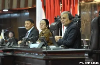Ketua DPR RI, Puan Maharani saat Konferensi Parliamentary Union of the OIC Member States (PUIC) ke-19 di Gedung DPR RI, Kompleks Parlemen, Senayan, Jakarta, Kamis. (humas)