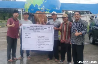 Salah satu program tebar kurban dari Pemprov Sumbar yang telah diterima masyarakat penerima, Kamis. (humas)