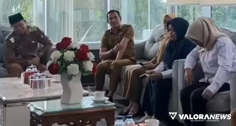 Wawako Bukittinggi, Ibnu Aziz gelar rapat persiapan peringatan Haul Bung Hatta ke-123, Selasa. (humas)