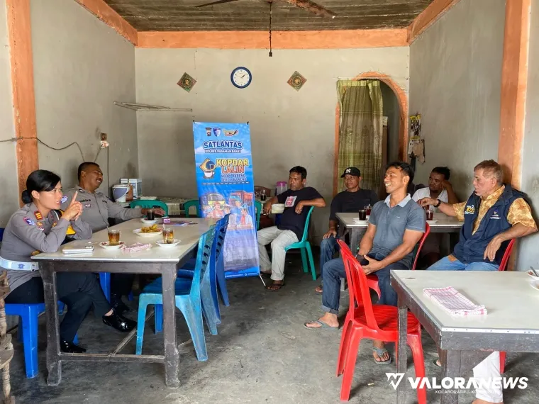 Personel Satlantas Polres Pasbar menggelar Operasi Patuh Singgalang 2025 di Mapolres, Rabu. (humas)