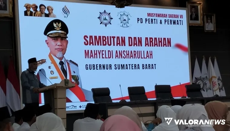 Gubernur Sumbar, Mahyeldi memberikan sambutan pada pembukaan Musda PD Perti Sumbar di auditorium gubernuran, Kamis. (humas)
