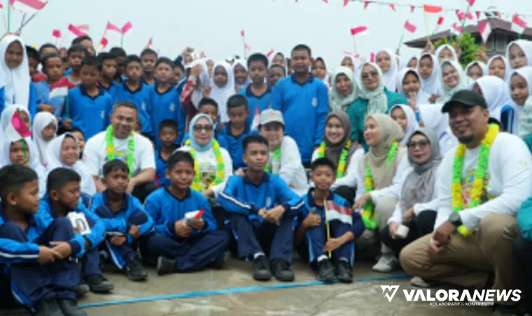 Gubernur Riau, Abdul Wahid beserta istri, pada peringatan HAN ke-41 tahun 2025 di Indragiri Hulu (Inhu) berlangsung hangat dan penuh makna. (humas)