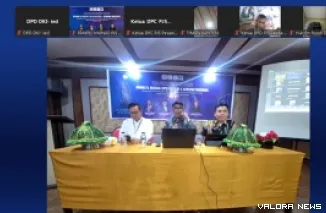 Ketua Umum DPP PJS, Mahmud Marhaba didampingi Rizaludin Kurniawan (Dewan Pakar) memimpin rapat Munas II di Kota Palu, Ahad sore. (tangkapan layar)