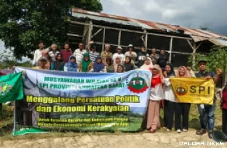 Pengurus SPI Sumatera Barat foto bersama usai menggelar kegiatan, beberapa waktu lalu. (istimewa)