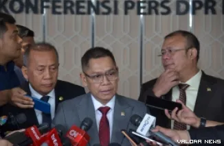 Wakil Ketua DPR RI, Adies Kadir usai Rapat Paripurna DPR di Kompleks Parlemen, Senayan, Jakarta, Selasa. (humas)