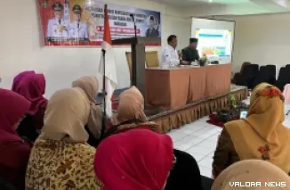 Kepala BNNP Sumatera Barat, Brigjen Pol Ricky Yanuarfi menjelaskan bahaya narkoba pada sosialisasi bahaya narkoba di hadapan generasi muda Kecamatan Aur Birugo Tigo Baleh (ABTB) di Bukittinggi, Kamis. (hamriadi)