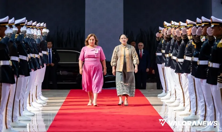 Ketua DPP PDIP, Puan Maharani bersama Presiden Peru, Dina Ercilia Boluarte Zegarra di Gedung DPR, Kompleks Parlemen, Senayan, Jakarta, Senin. (humas)