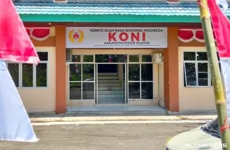 Kantor KONI Kabupaten Pesisir Selatan (Pessel), Sumatera Barat di Komplek GOR Zaini Zein, Pincuran Boga, Painan. FOTO: tusrisep