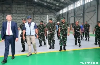 Kasau, Marsekal TNI M Tonny Harjono tinjau progres pembangunan berbagai infrastruktur strategis pendukung pesawat tempur Rafale di Lanud Roesmin Nurjadin (Rsn), Senin. (humas)