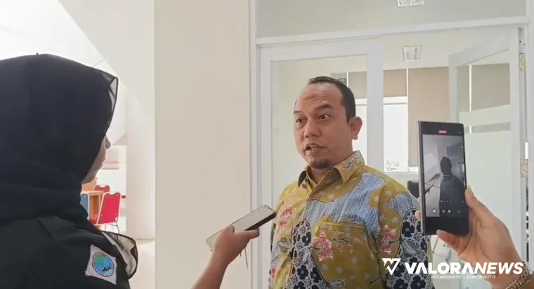 Ketua DPRD Padang, Muharlion. (mangindo kayo)