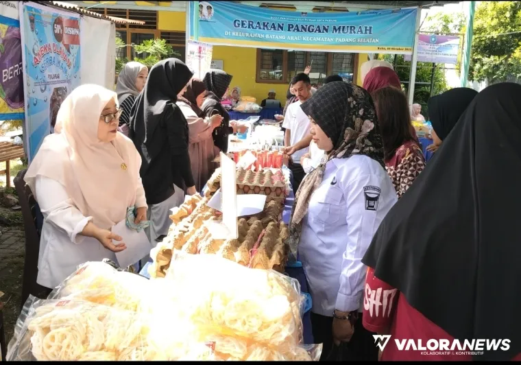 Kegiatan Gerakan Pasar Murah di Kelurahan Batang Arau Kecamatan Padang Selatan, Rabu (8/10/2025)