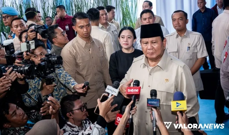 Presiden Prabowo Subianto bersama Puan Maharani (Ketua DPR) dan lainnya, konfrensi pers usai kegiatan pemusnahan Narkoba hasil tangkapan Polri di berbagai daerah di Indonesia, Rabu. (humas)