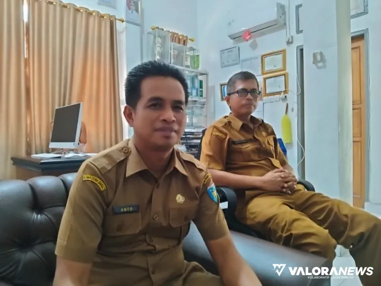 Kadis Pertanian Pessel Madrianto dan Plt Sekretaris Dinas Pertanian Hendro Kurniawan. FOTO: Dok Istimewa