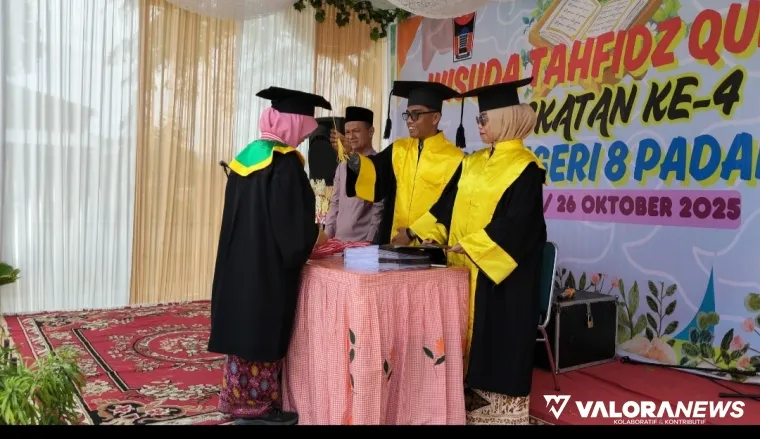 81 Siswa/Siswi SMPN 8 Padang Menjalani Wisuda Tahfidz, Minggu (26/10/2205)